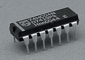 A DIL (dual-in-line) IC package
